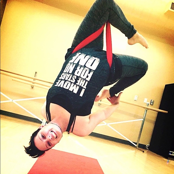 Meet your Posher, Amber - Picture 8 of 8